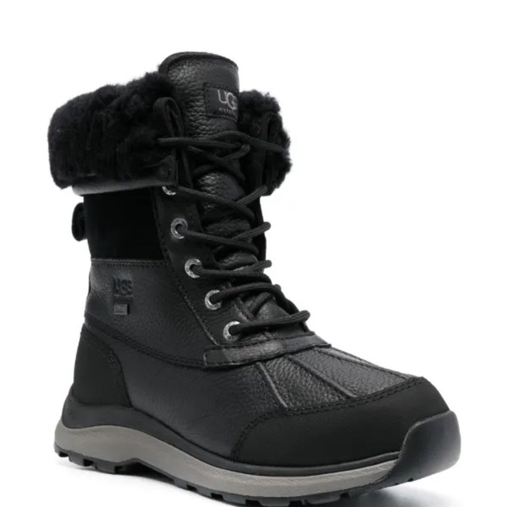 UGG Adirondack III Black Black Leather Fur Boots Womens NEW - Picture 2 of 5
